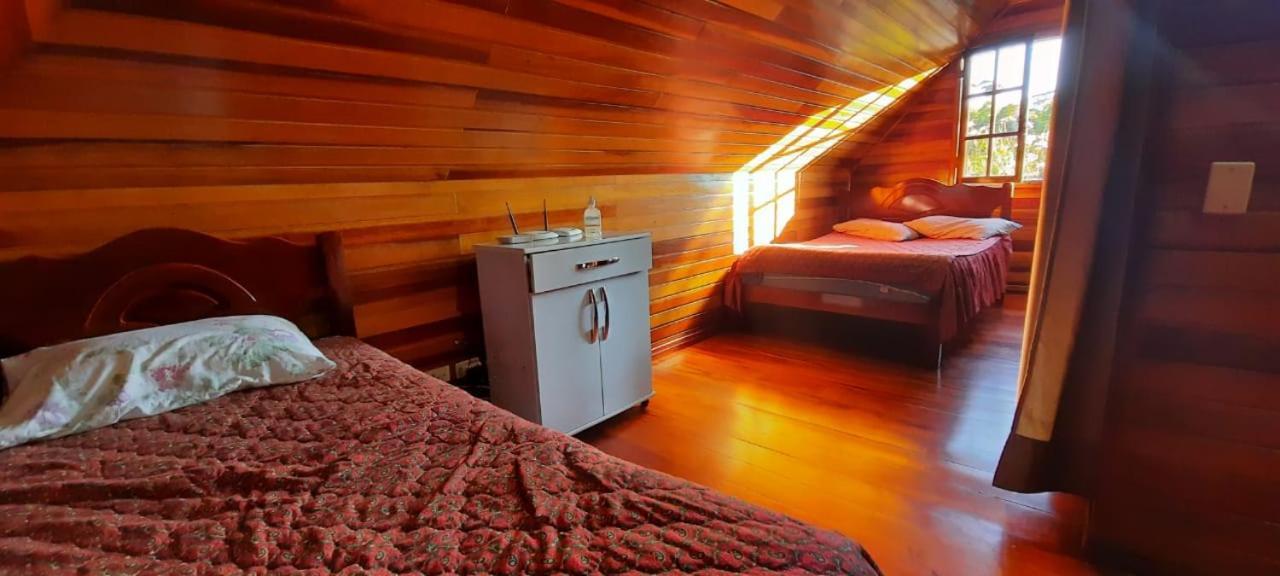 Casa Temporada Campos Do Jordaoヴィラ エクステリア 写真