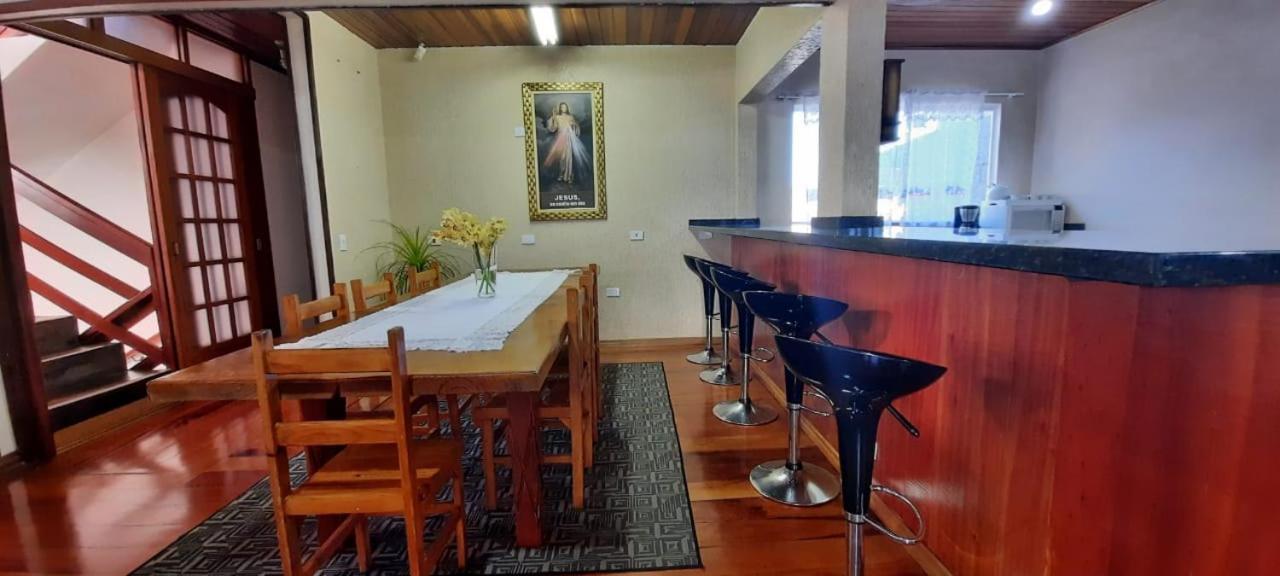 Casa Temporada Campos Do Jordaoヴィラ エクステリア 写真